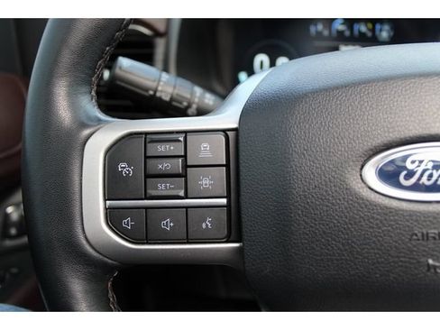 Used 2022 Ford Expedition Max Limited AWD/4WD image 26