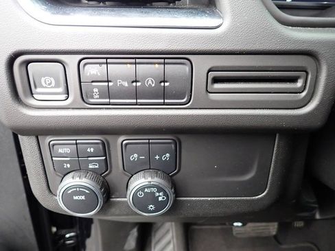 Used 2024 Chevrolet Tahoe LT image 25