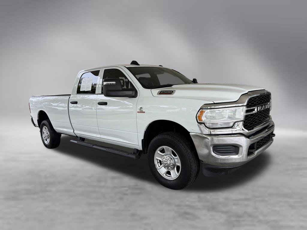 Used 2024 RAM 2500 Tradesman w/ Chrome Appearance Group AWD/4WD image 2