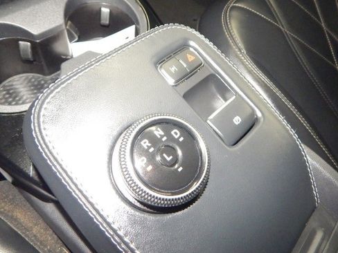 Used 2022 Ford Mustang Mach-E Select image 21