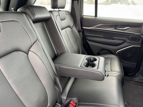 New 2025 Jeep Grand Cherokee Limited 4xe w/ Trailer Tow Package image 19