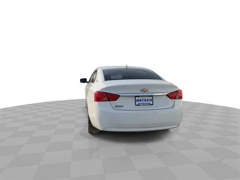 Used 2017 Chevrolet Impala LT image 7