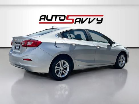 Used 2019 Chevrolet Cruze LT w/ LT Fleet Convenience Package FWD image 7