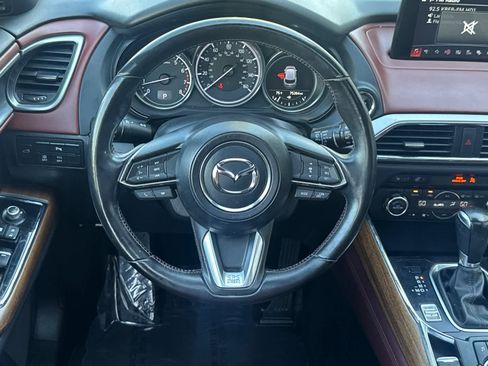 Used 2018 MAZDA CX-9 Signature image 15