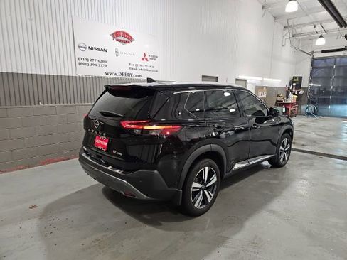 Certified 2023 Nissan Rogue SL w/ SL Premium Package image 3