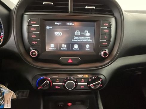 Used 2021 Kia Soul S FWD image 23