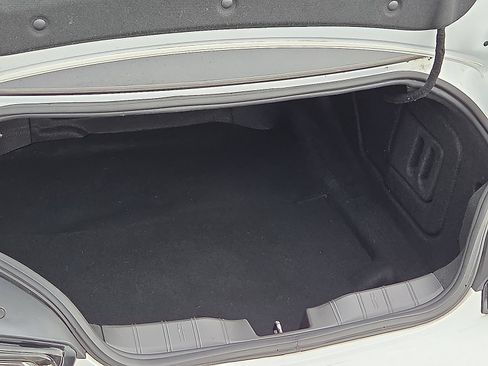 Used 2022 Chevrolet Camaro SS RWD image 8