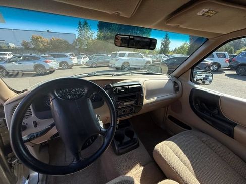 Used 1999 Ford Ranger XLT AWD/4WD image 16