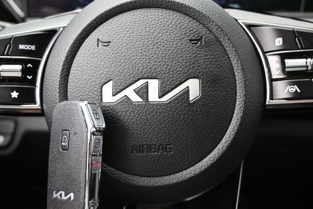 Used 2024 Kia Seltos X-Line AWD/4WD image 35