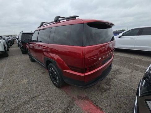 Used 2025 Hyundai Santa Fe SEL FWD image 8