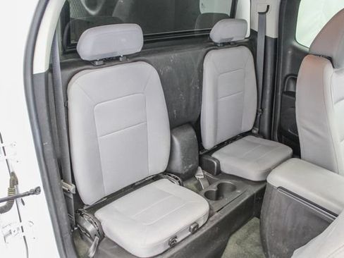 Used 2017 Chevrolet Colorado W/T RWD image 17