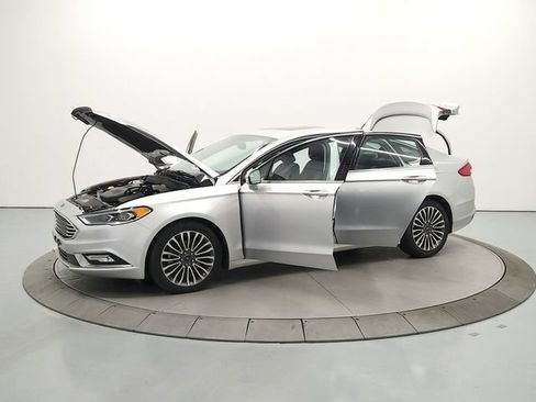 Used 2018 Ford Fusion Titanium AWD/4WD image 12