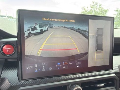 Used 2025 Toyota Tacoma TRD Pro AWD/4WD image 9