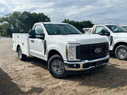 New 2024 Ford F250 XL w/ XL Chrome Package