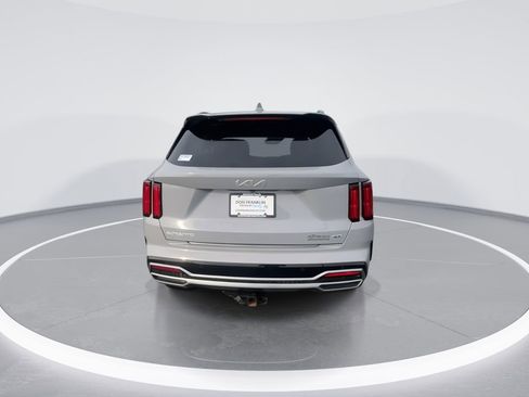 Used 2023 Kia Sorento SX image 7