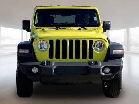 Used 2024 Jeep Wrangler Sport AWD/4WD image 3