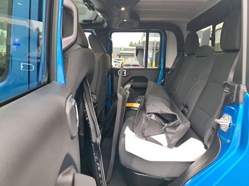 New 2026 Jeep Gladiator Sport image 13