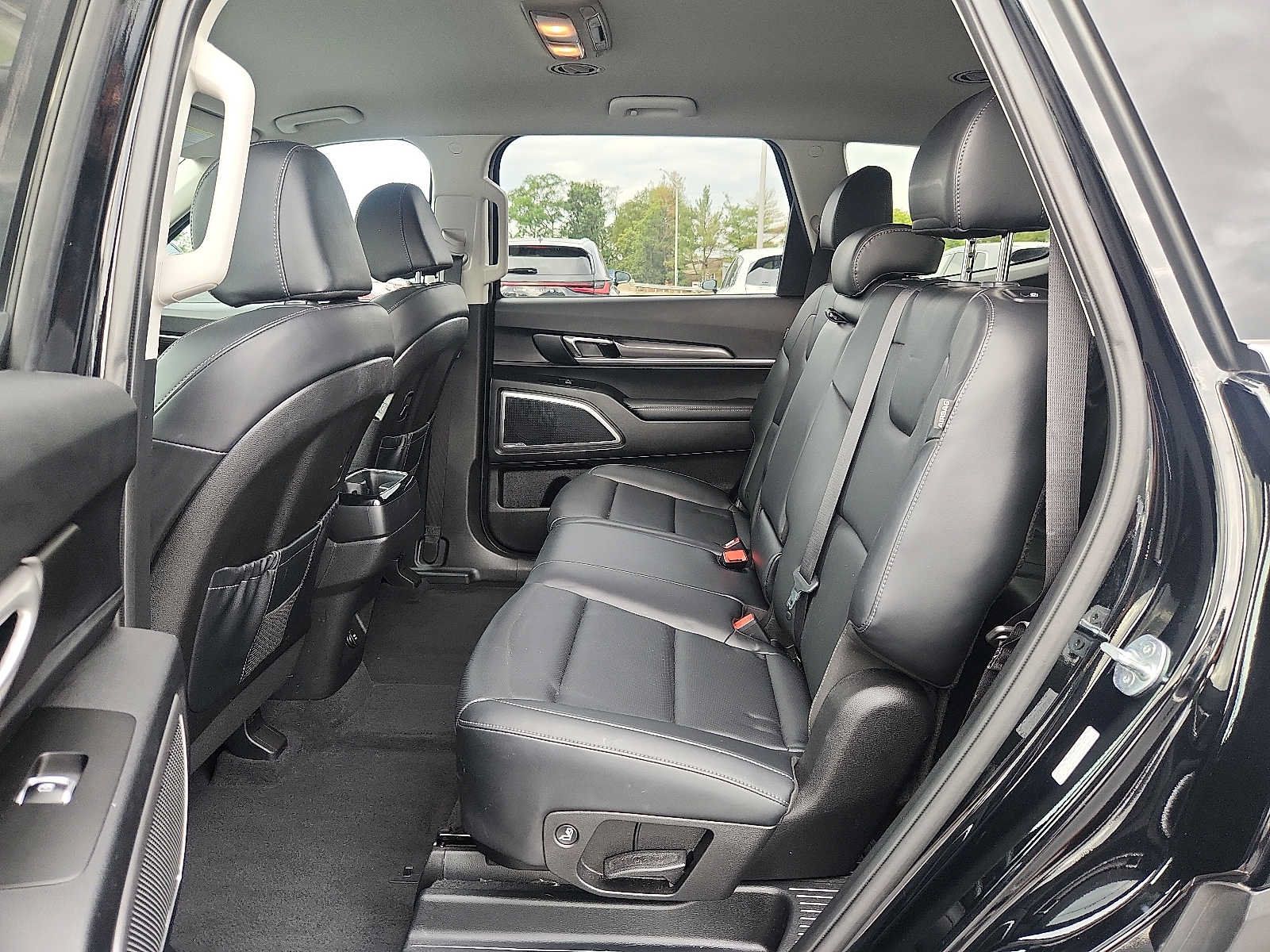 Used 2024 Kia Telluride LX FWD image 10