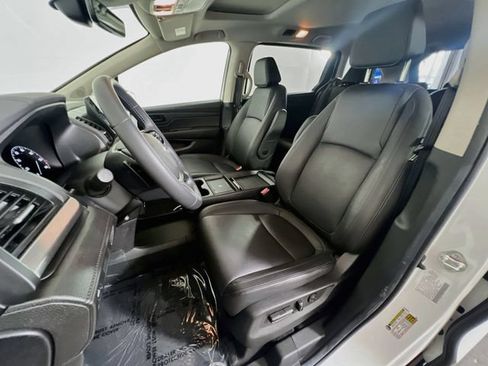 Certified 2025 Honda Odyssey EX-L image 22
