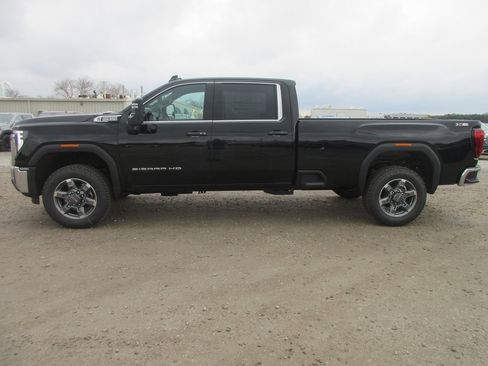 New 2026 GMC Sierra 3500 SLE w/ SLE Value Package image 10