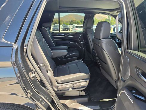 Used 2024 Cadillac Escalade Sport AWD/4WD image 12