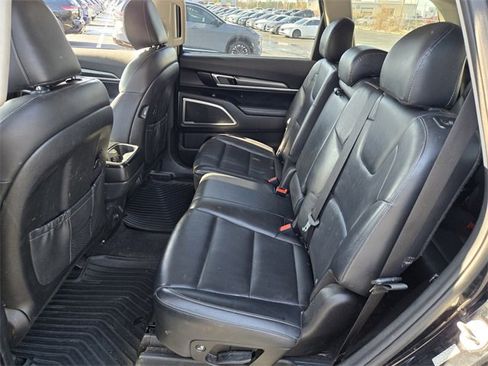 Used 2021 Kia Telluride LX image 11