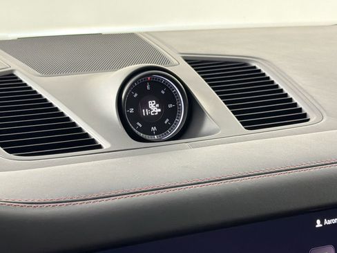 Used 2023 Porsche Cayenne Turbo image 24