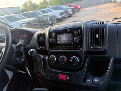 Used 2018 RAM ProMaster 3500 w/ Interior Convenience Group FWD image 14