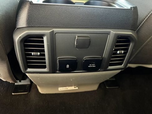 Used 2020 Ford F250 XLT w/ XLT Premium Package AWD/4WD image 21