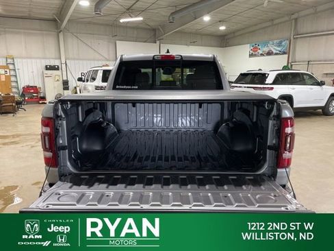 Used 2024 RAM 1500 Laramie AWD/4WD image 10