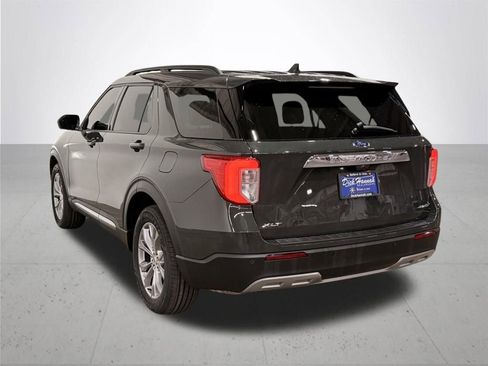 Certified 2022 Ford Explorer XLT w/ Equipment Group 202A image 15