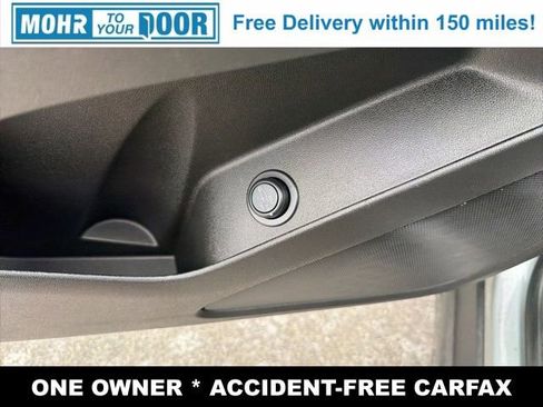 Used 2023 Chevrolet Equinox LT image 12