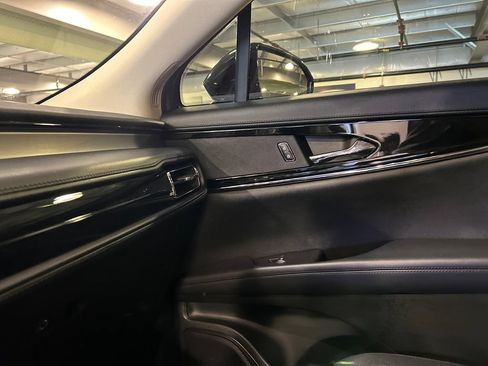 Used 2023 Lincoln Nautilus FWD image 20