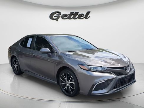Certified 2023 Toyota Camry SE image 8