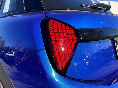 Certified 2025 MINI Cooper S image 29