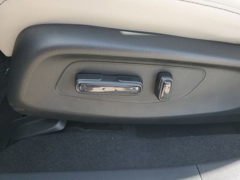 New 2026 Honda HR-V EX-L image 16