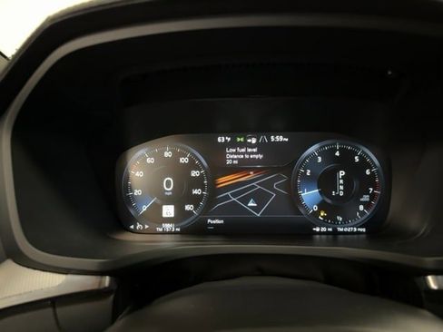 Used 2020 Volvo S60 T5 R-Design image 18