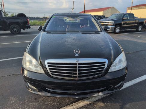 Used 2009 Mercedes-Benz S 550 4MATIC image 9