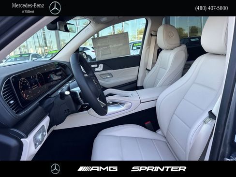 New 2026 Mercedes-Benz GLS 450 4MATIC image 10
