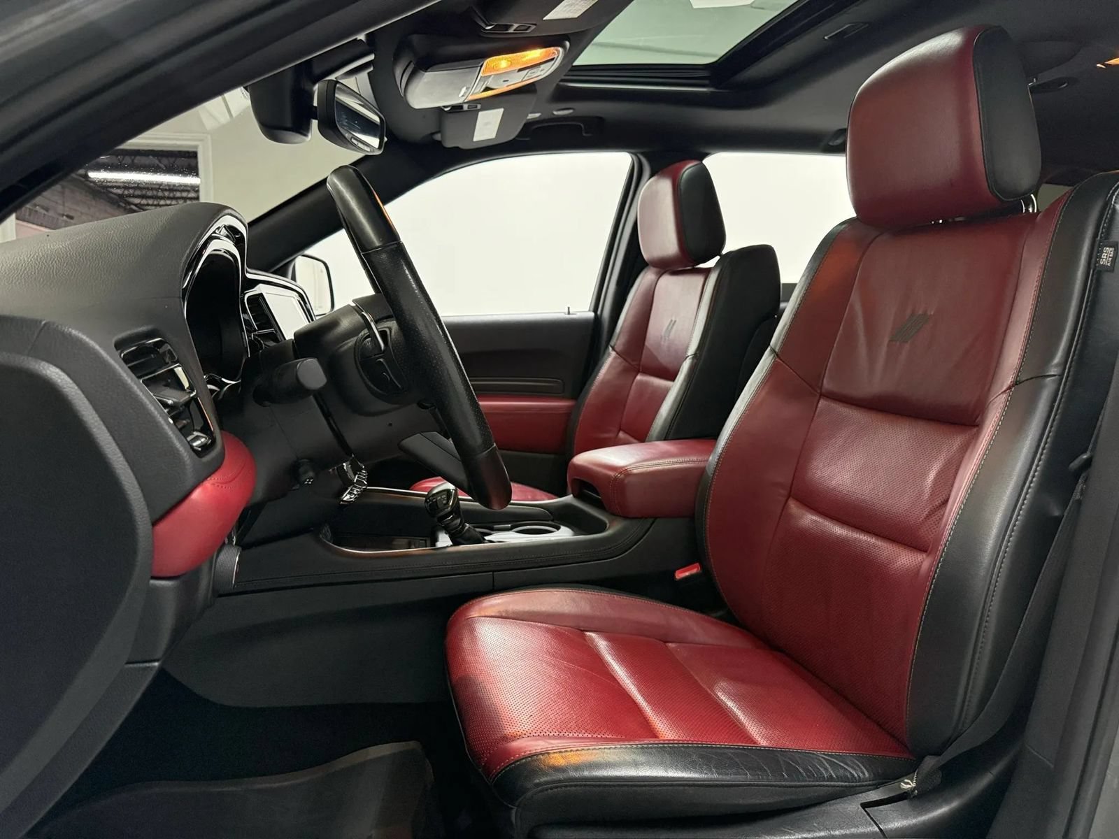 Used 2022 Dodge Durango R/T w/ Tow 'N Go Package AWD/4WD image 13