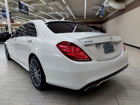 Used 2015 Mercedes-Benz S 550 Sedan image 7
