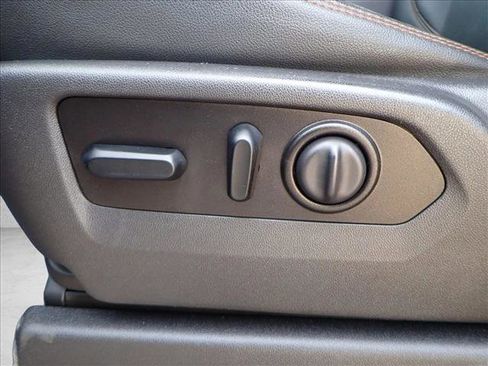 Used 2021 GMC Sierra 1500 AT4 image 12