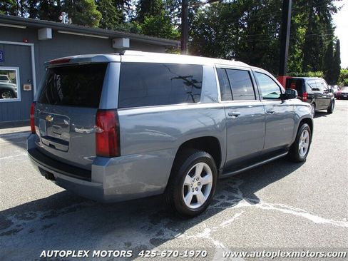 Used 2016 Chevrolet Suburban LT AWD/4WD image 3