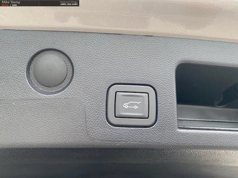 New 2026 GMC Terrain AT4 w/ Convenience Package III AWD/4WD image 25