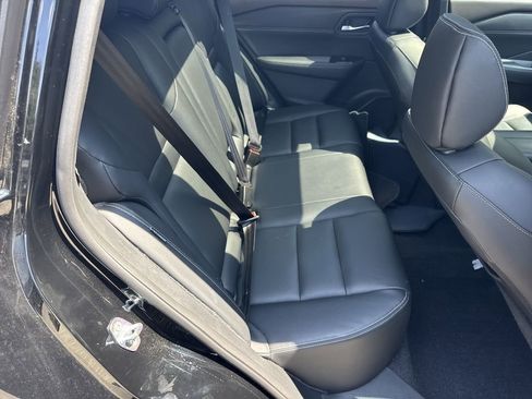 Used 2023 Nissan Rogue SL image 15
