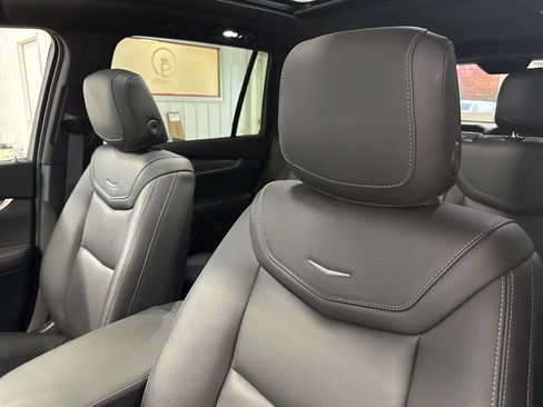 Used 2024 Cadillac XT6 Luxury w/ LPO, Floor Liner Package image 36