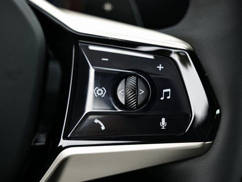 Used 2025 BMW X3 xDrive30i w/ Premium Package image 33