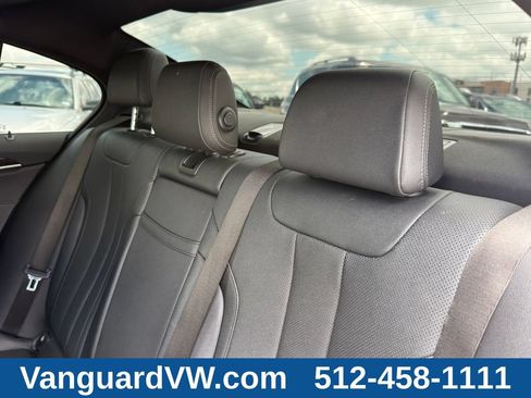 Used 2021 BMW 530i w/ Convenience Package RWD image 30