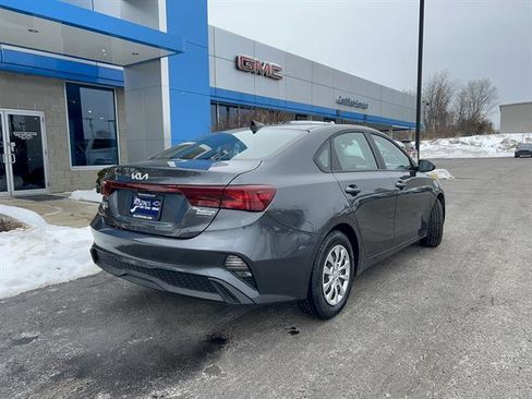 Used 2022 Kia Forte Sedan image 7