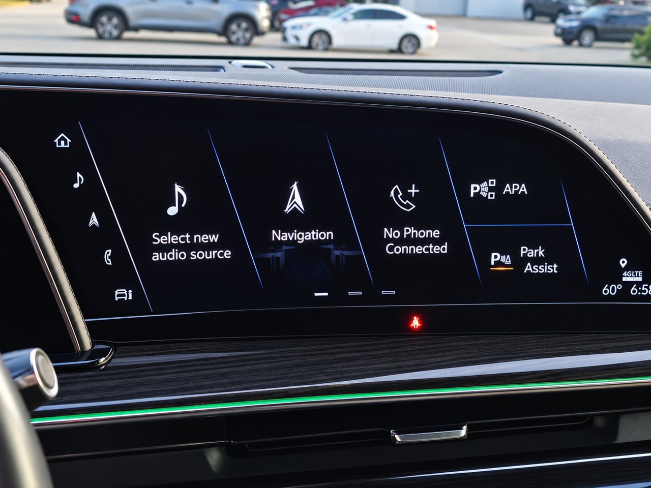 Used 2021 Cadillac Escalade ESV Premium Luxury w/ LPO, Illumination Package AWD/4WD image 18